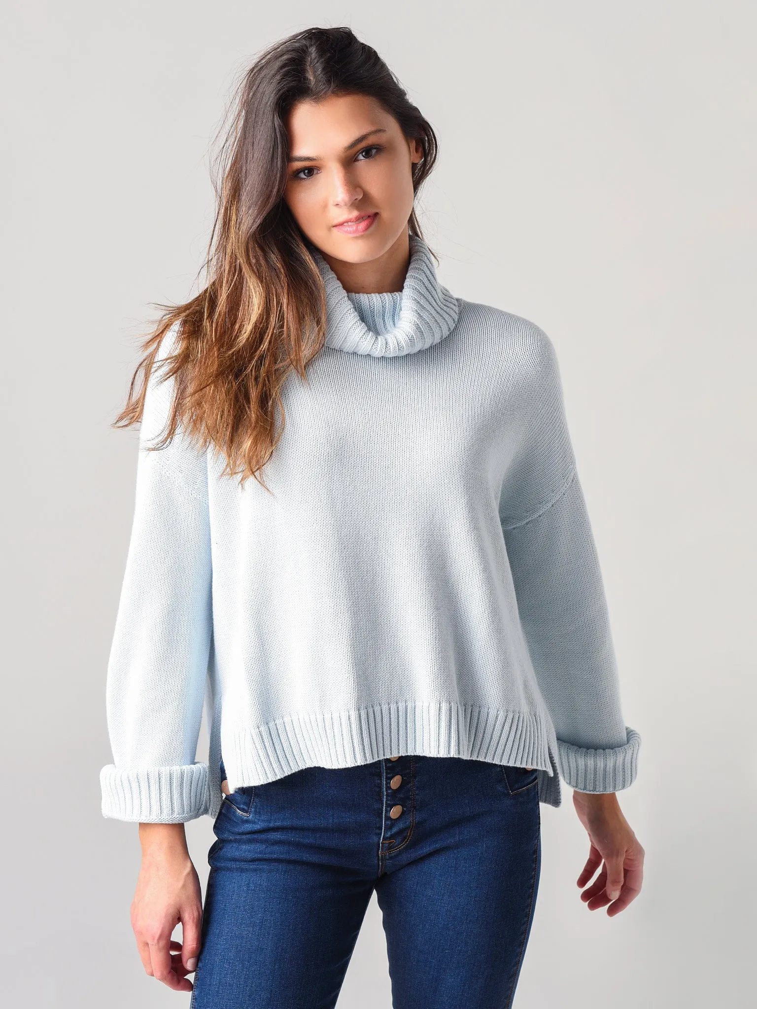 525 Women's Long Sleeve Trutleneck Sweater