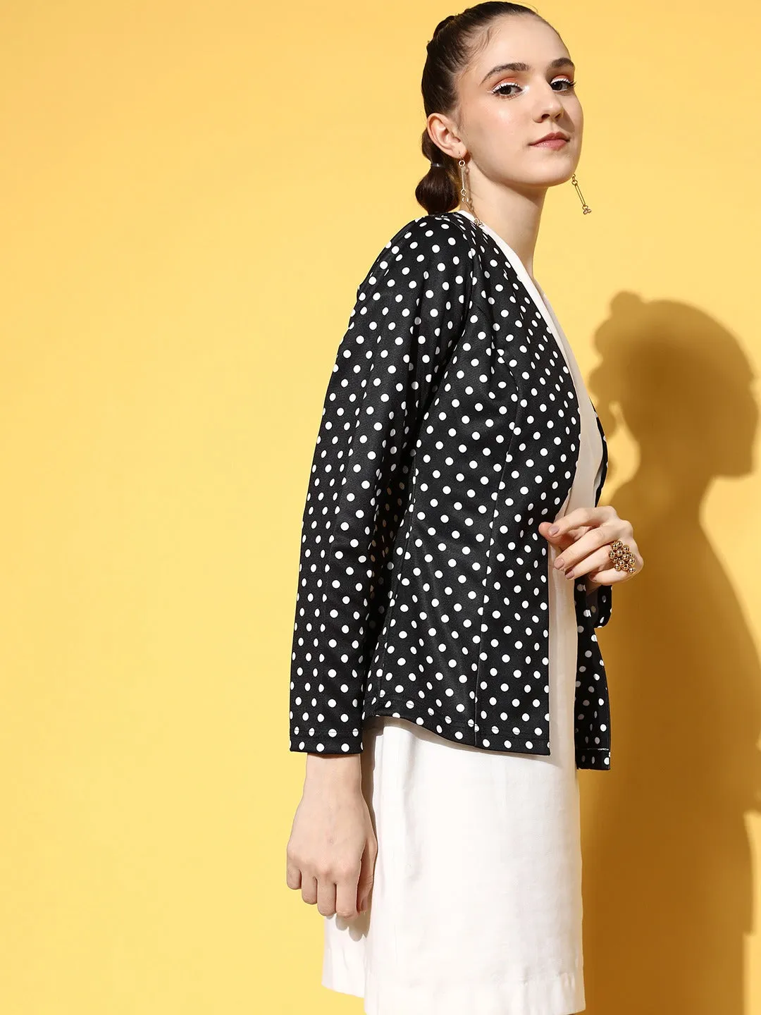 Berrylush Women Black & White Polka Dot Printed Collarless Open Front Straight Jacket