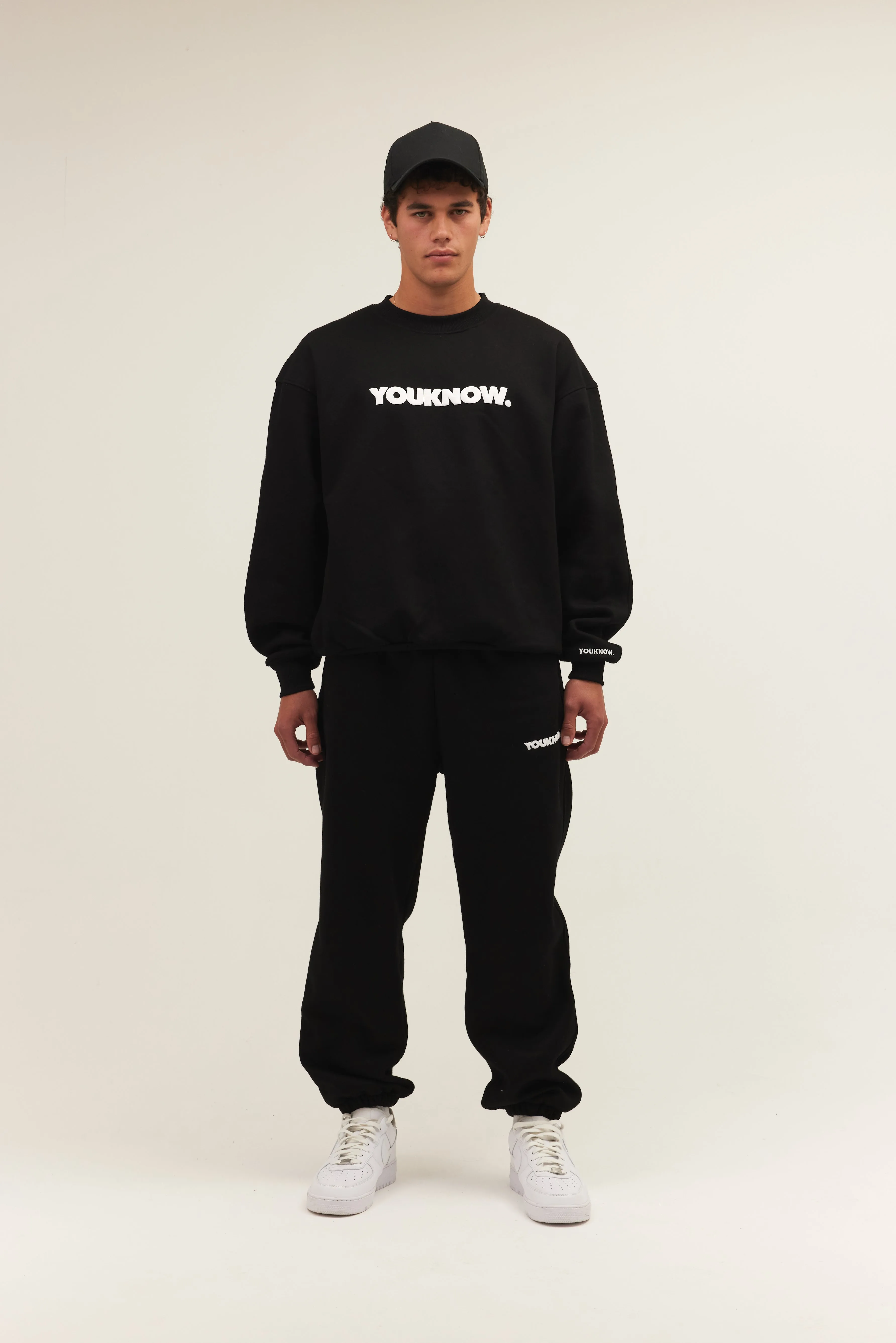 BLOCK CREWNECK | BLACK