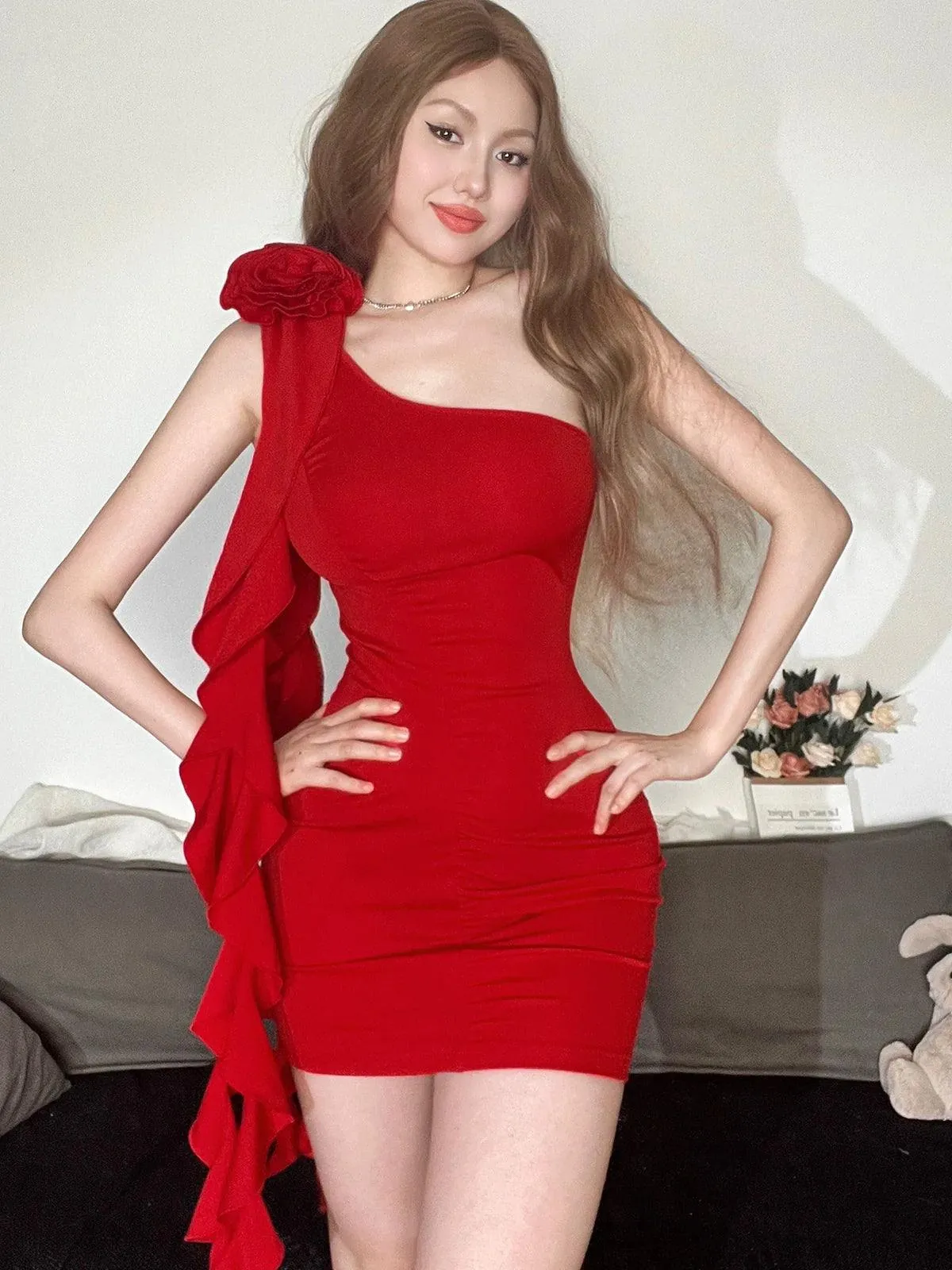 Elegant Rose One-Shoulder Bodycon Dress: Stylish Women's Fashion