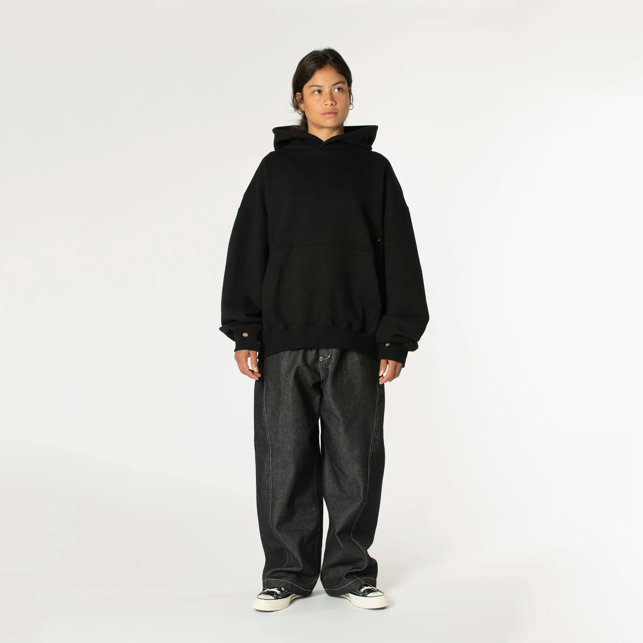 Estudio Niksen Signature Thumb Hoodie (Black)