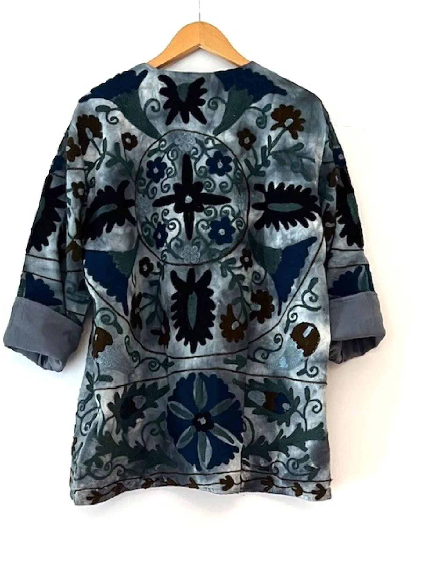 Tie Dye Cotton Suzani Jacket, Hand Embroidery Kimono  (Blue)